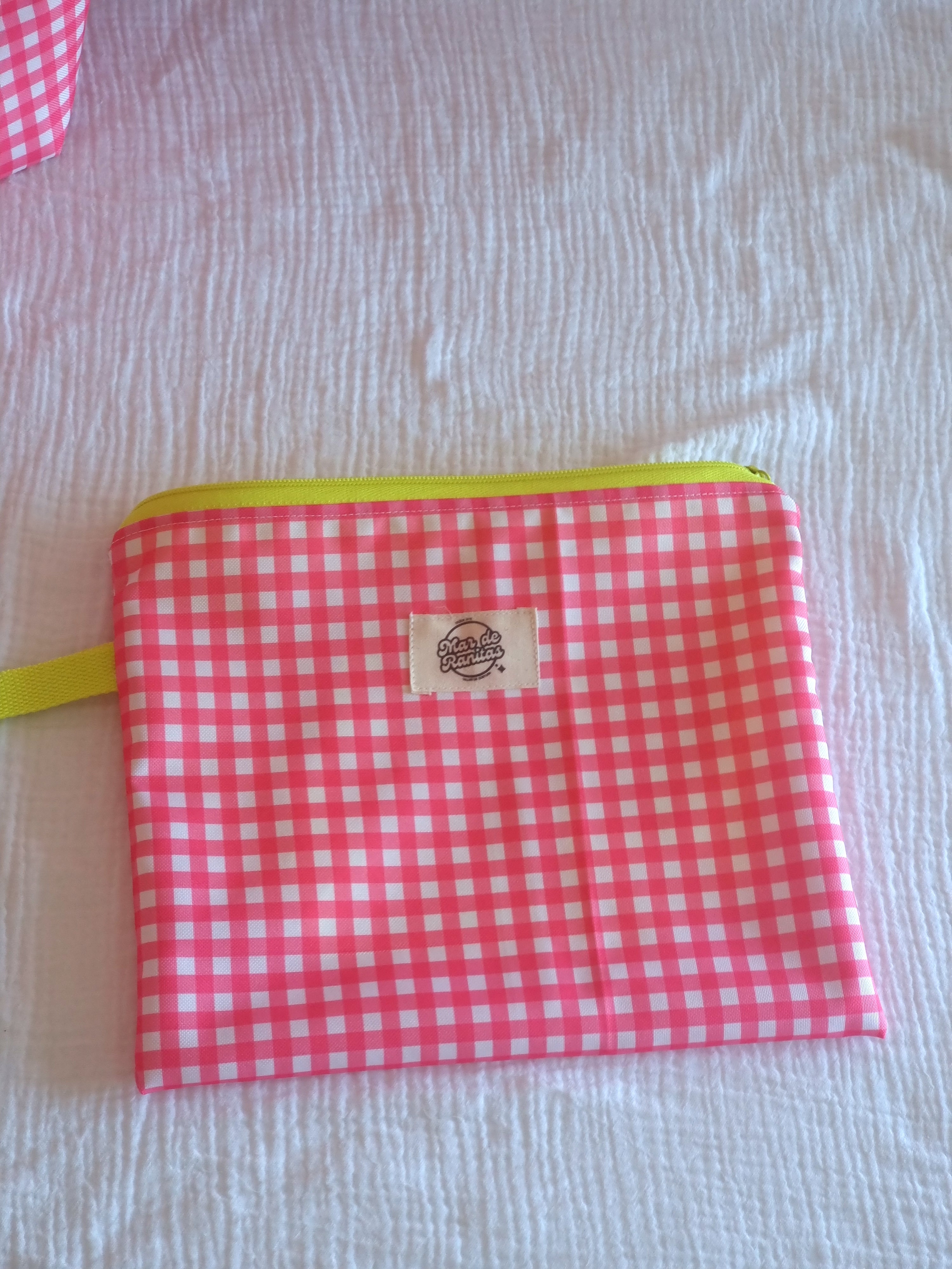Neceser vichy rosa