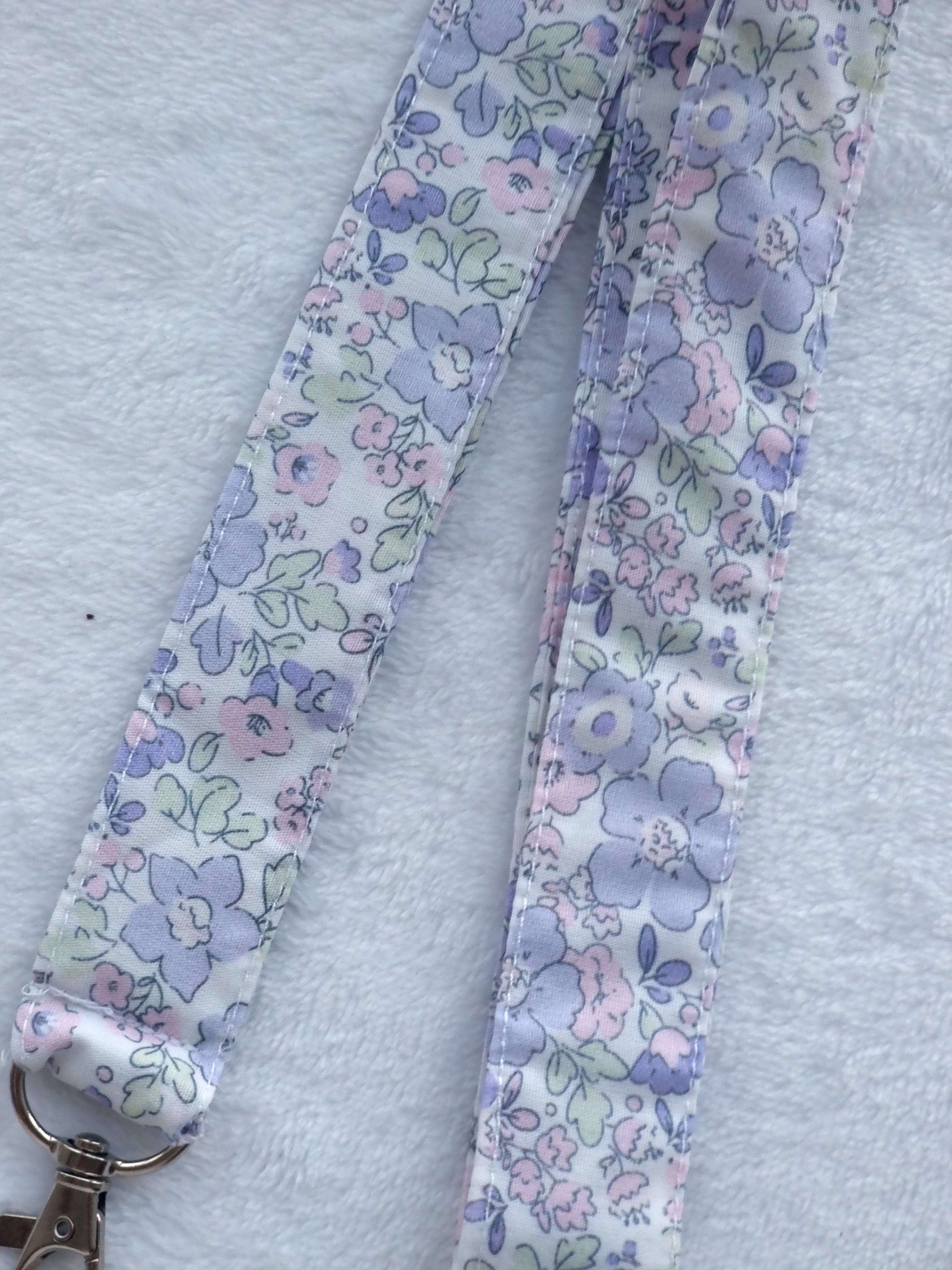 Lanyard Loli